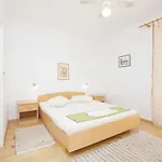 15241c شقة ستاري غراد